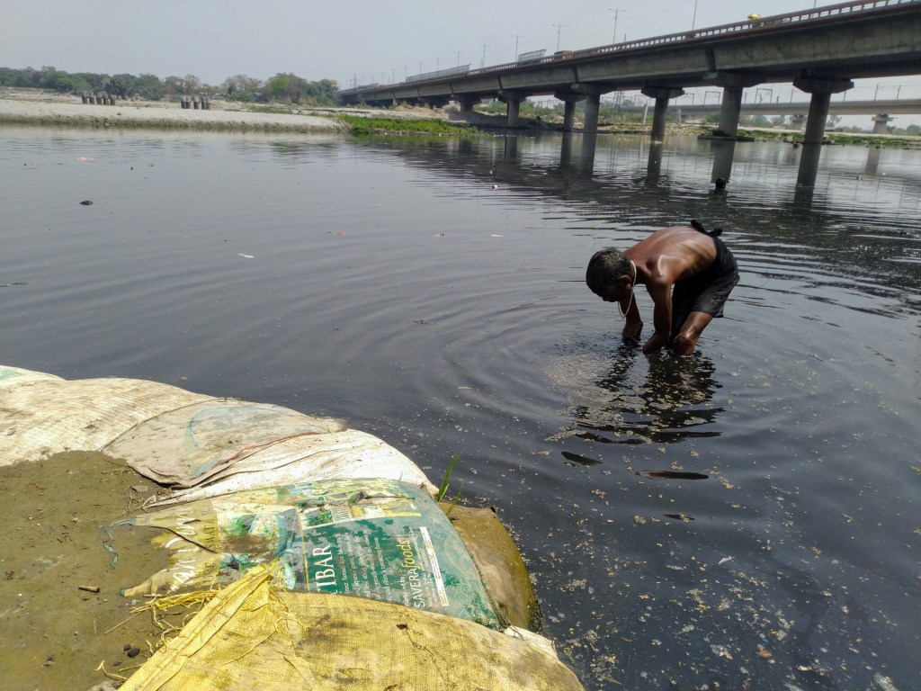 A day around the dying&nbsp;Yamuna