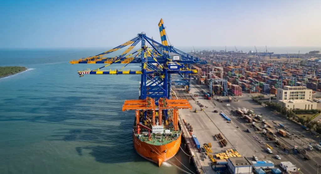 Erosion, Eviction and Exploitation : How Vizhinjam Port Undermines  Lives and Landscapes in&nbsp;Kerala